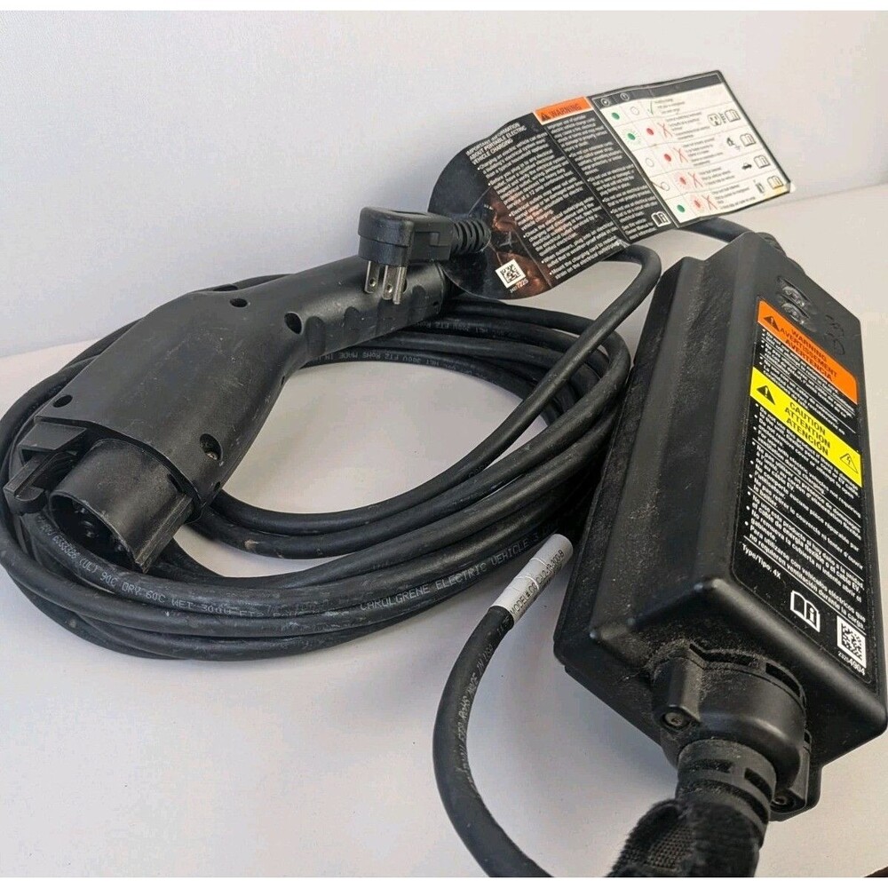 GM Chevy Volt EV Charger Cordset Model CC-C-L2-13 300B About 22 Feet Long